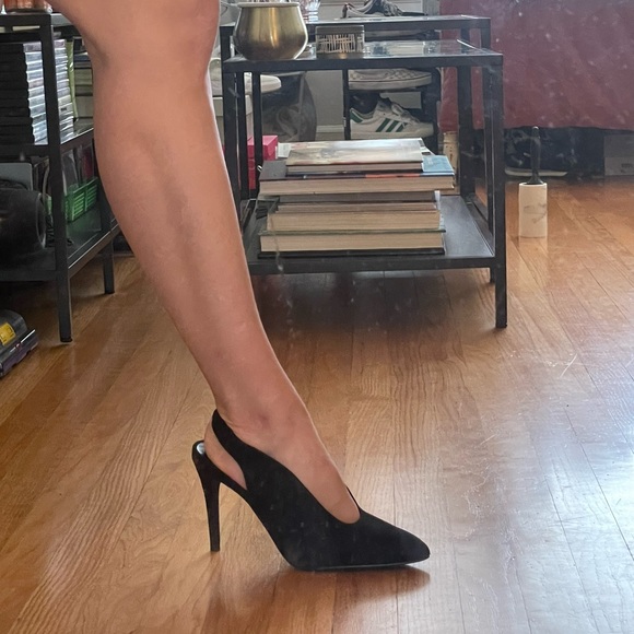 New Look Slingback Court Heels - Picture 5 of 6